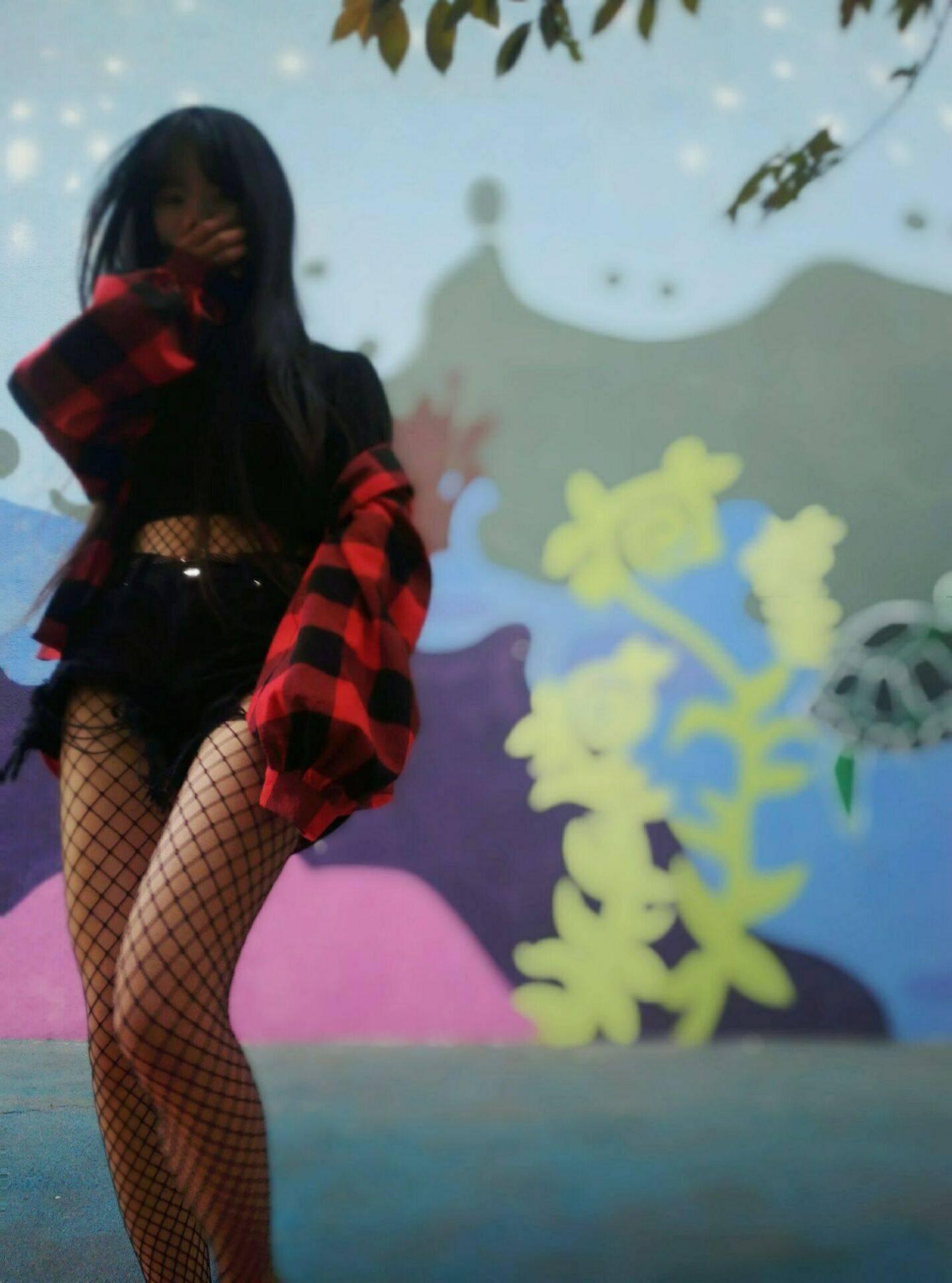 夜探论坛计量女毕业生